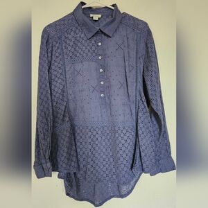 Sundance Blue Eyelet Desigh Blouse Top Long Sleeves